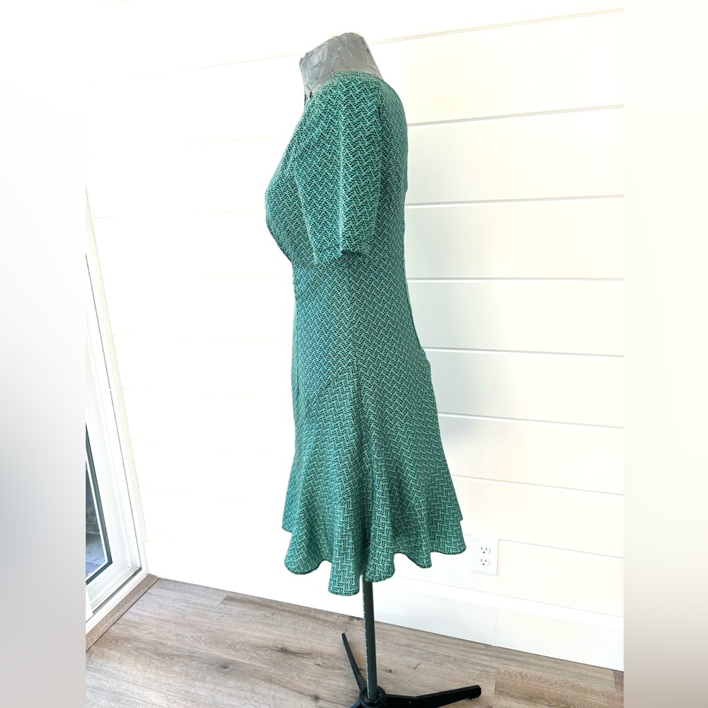 $298 Nanette Lepore Green Silk Dress Fit & Flare size 8-10 NWOT - Picture 2 of 12
